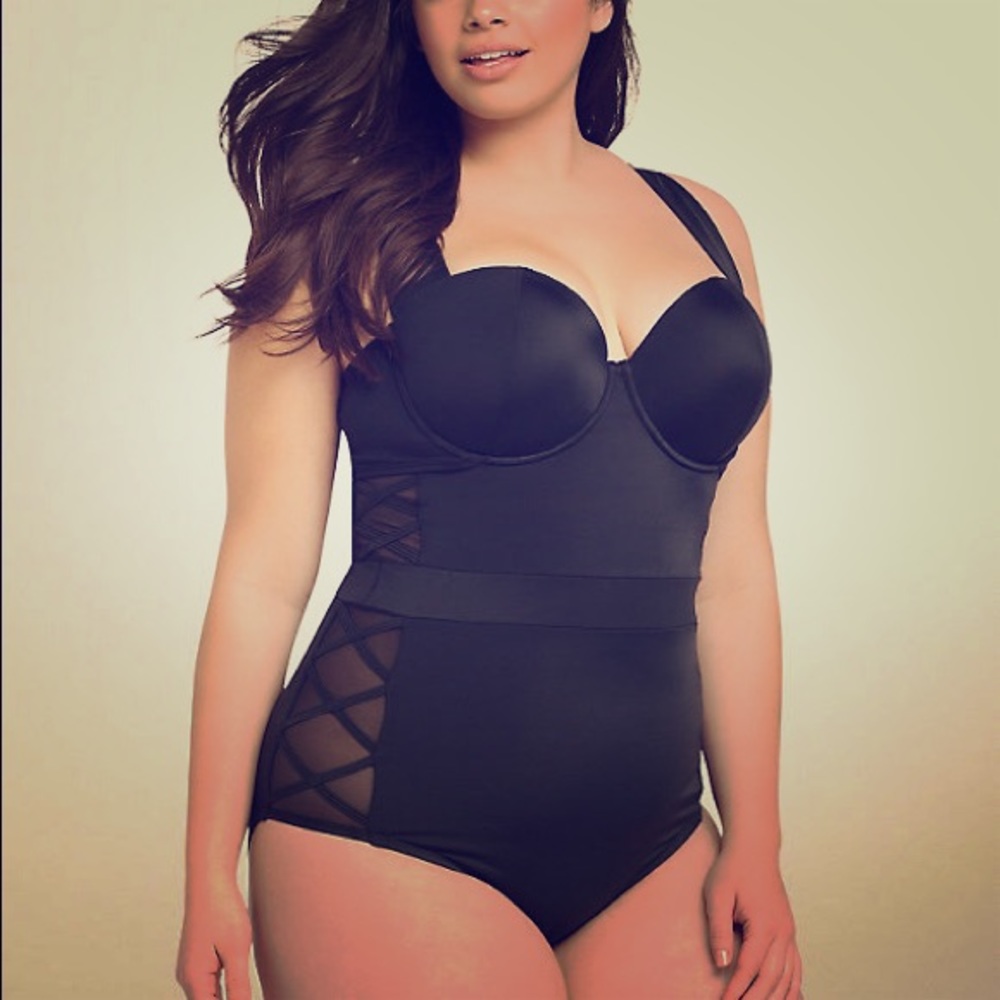 Black lattice one piece 2x/3x
